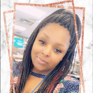 Meet your Posher, Ebony